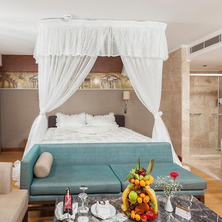 Commodore Elite Suites & Spa Ultra All Inclusive (Adults Only) Evrenseki Exterior photo