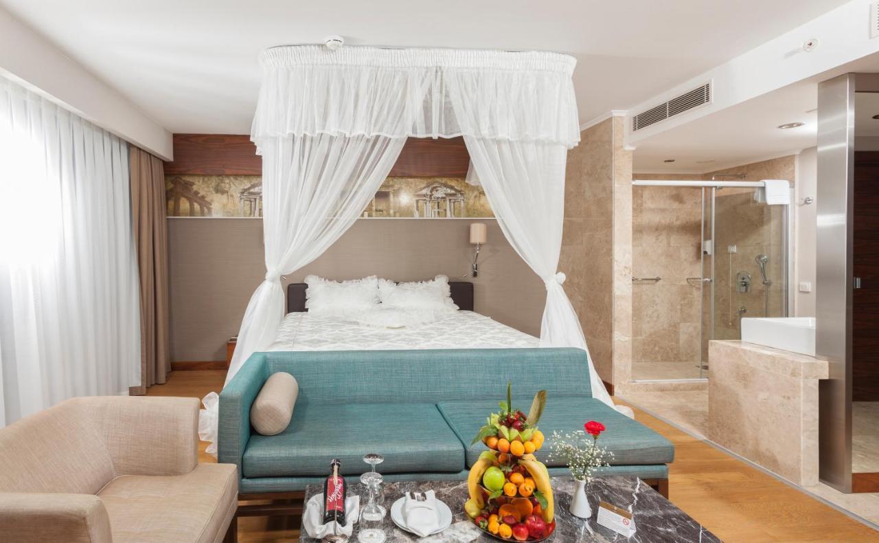 Commodore Elite Suites & Spa Ultra All Inclusive (Adults Only) Evrenseki Exterior photo