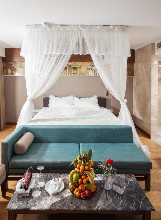 Commodore Elite Suites & Spa Ultra All Inclusive (Adults Only) Evrenseki Exterior photo