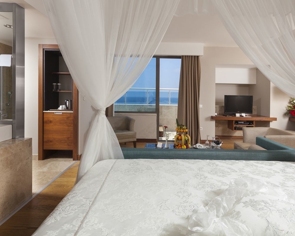 Commodore Elite Suites & Spa Ultra All Inclusive (Adults Only) Evrenseki Exterior photo