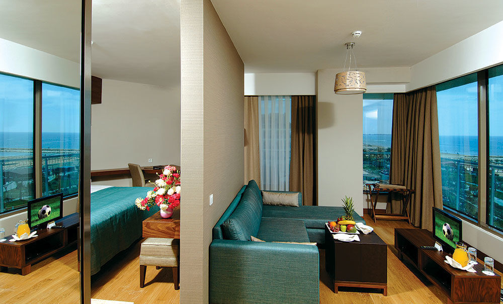 Commodore Elite Suites & Spa Ultra All Inclusive (Adults Only) Evrenseki Exterior photo