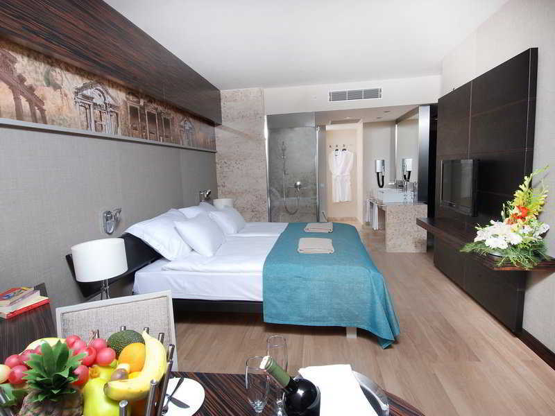 Commodore Elite Suites & Spa Ultra All Inclusive (Adults Only) Evrenseki Exterior photo